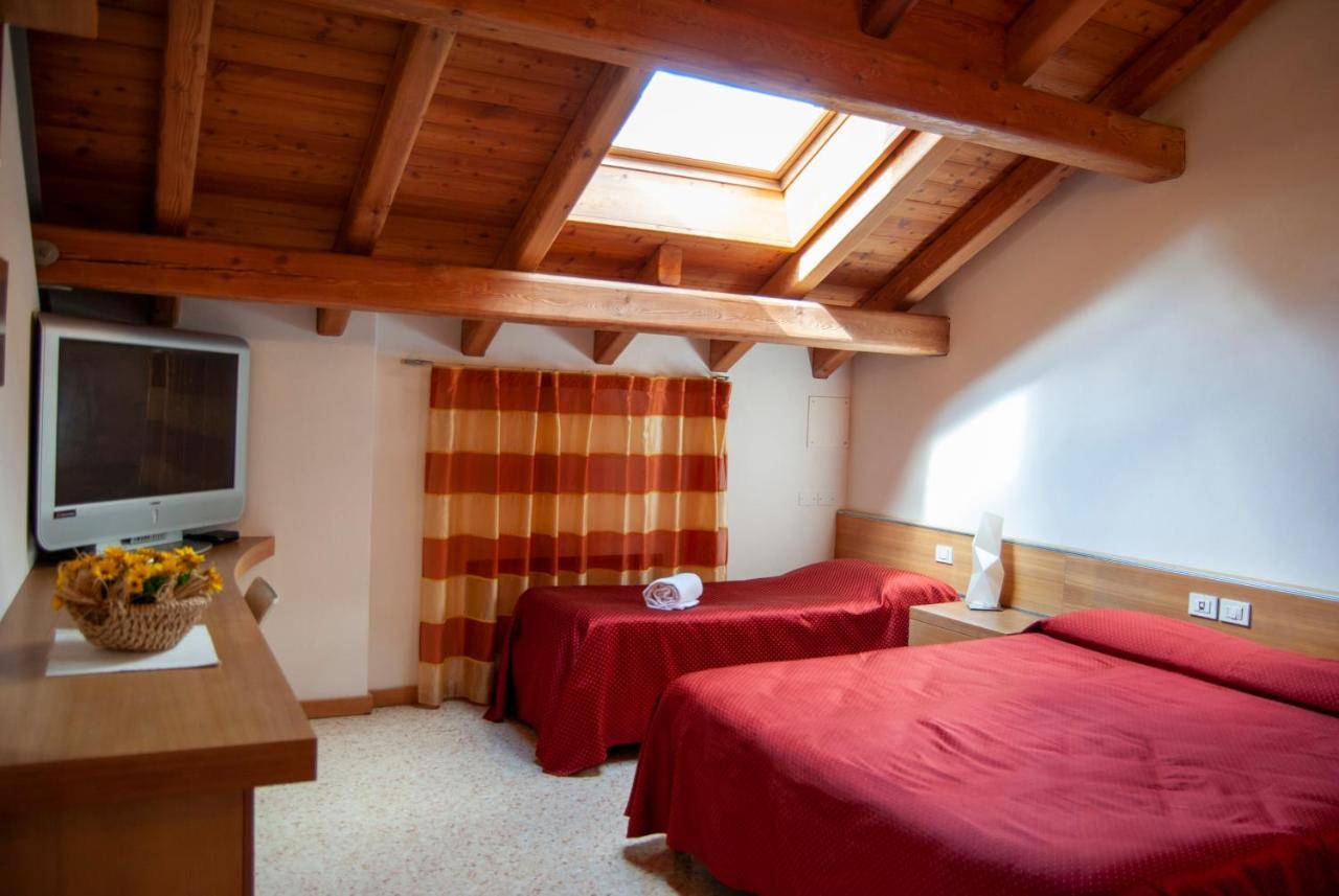 Villa Agriturismo Antico Splendore à Pullir Extérieur photo